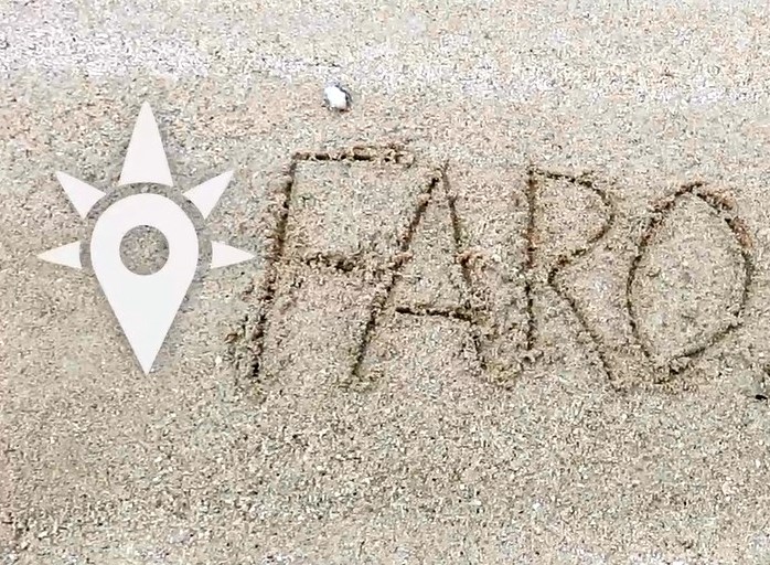 Faro escrito en la arena