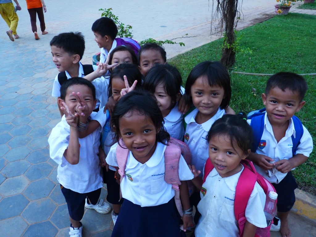 Niños en una escuela en Siem Reap
