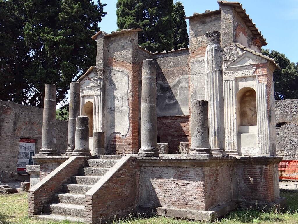 Templo de Isis, Pompeya, Italia