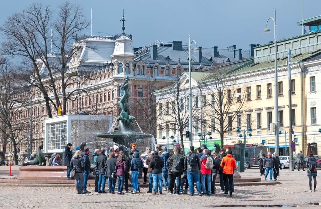 Grupo de turistas en Finlandia