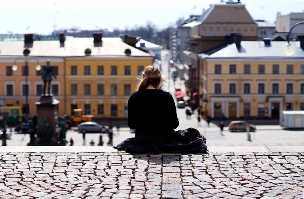 Mujer en Helsinki