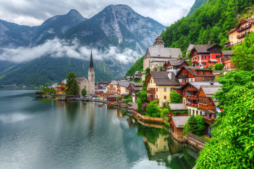 Hallstatt - Sueños viajeros village in Austria
