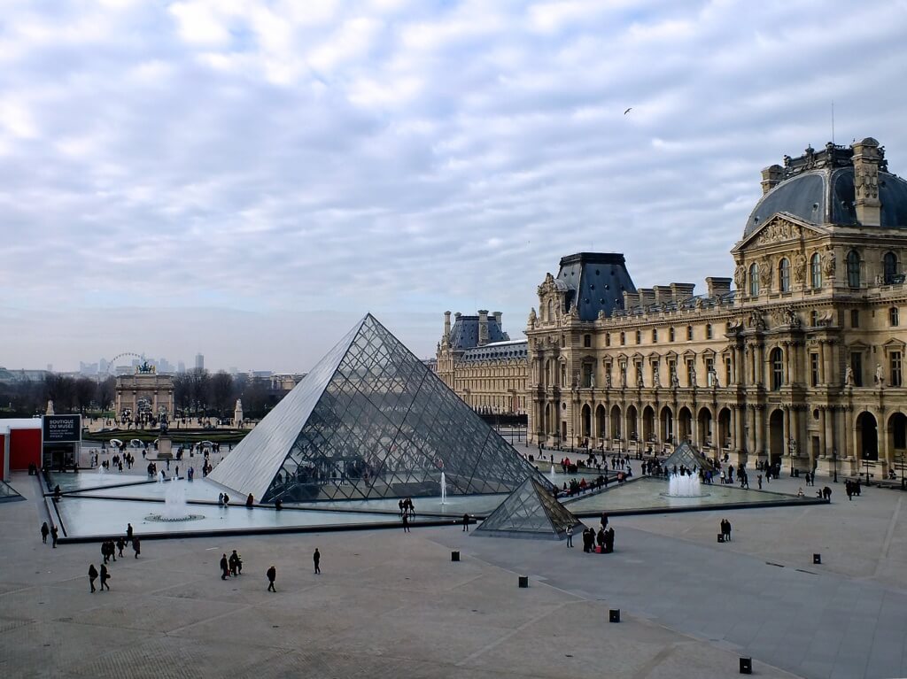 Museo Louvre - Sueños viajeros